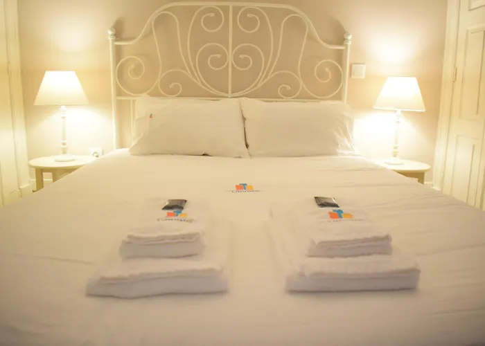 Liiiving In - Vintage Balcony *